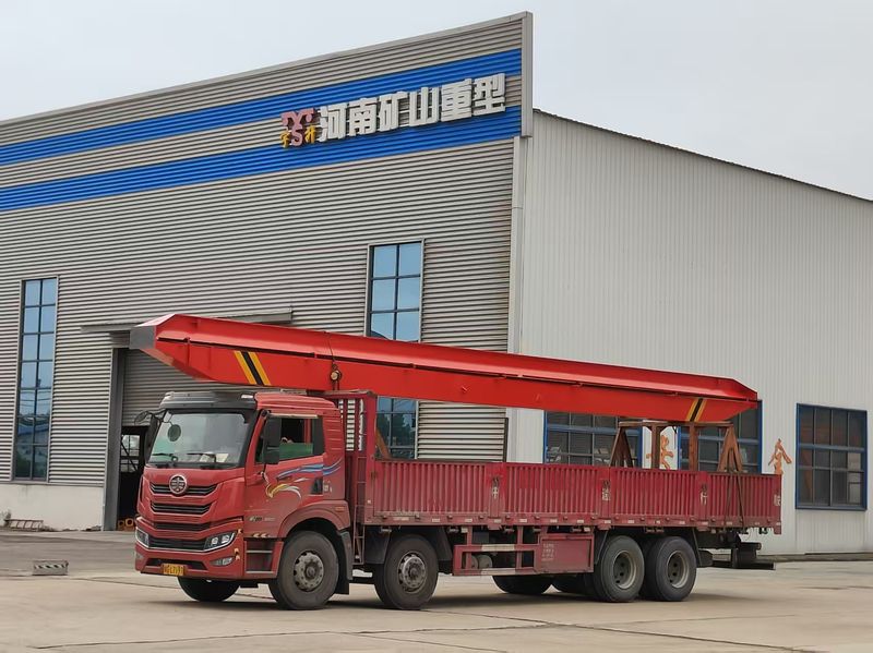 电动单梁起重机 LD8t-13.5m 制作完成 装车发出