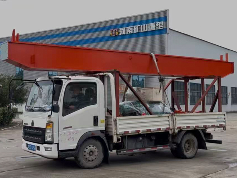 葫芦双梁起重机 LH16t-8.5m 制作完成 装车发出