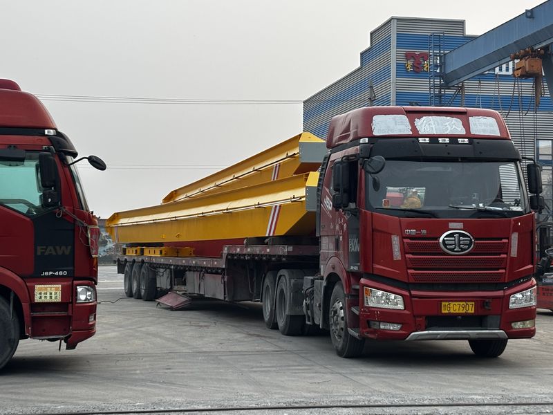 电动单梁起重机 LD10t-15.18m 制作完成  装车发出