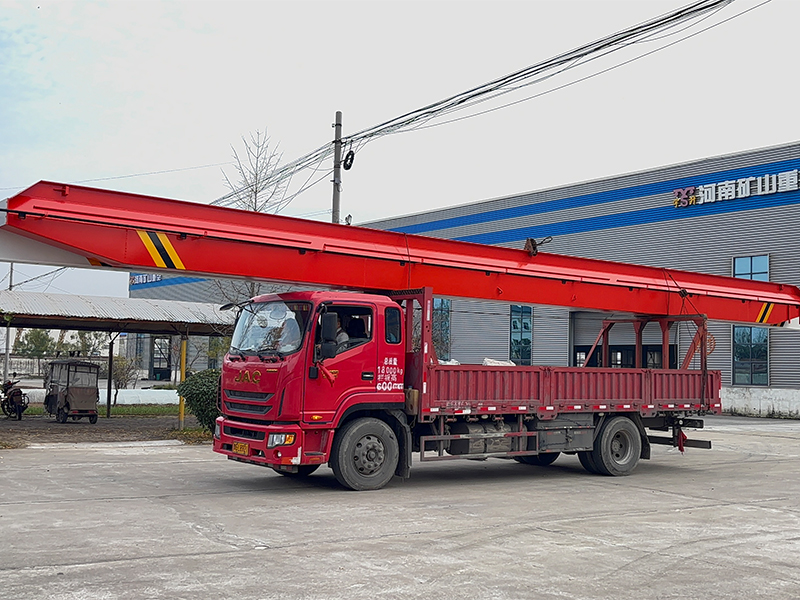 电动单梁起重机 LD5t-17m 制作完成  装车发出